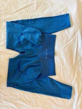 NVGTN Contour Leggings